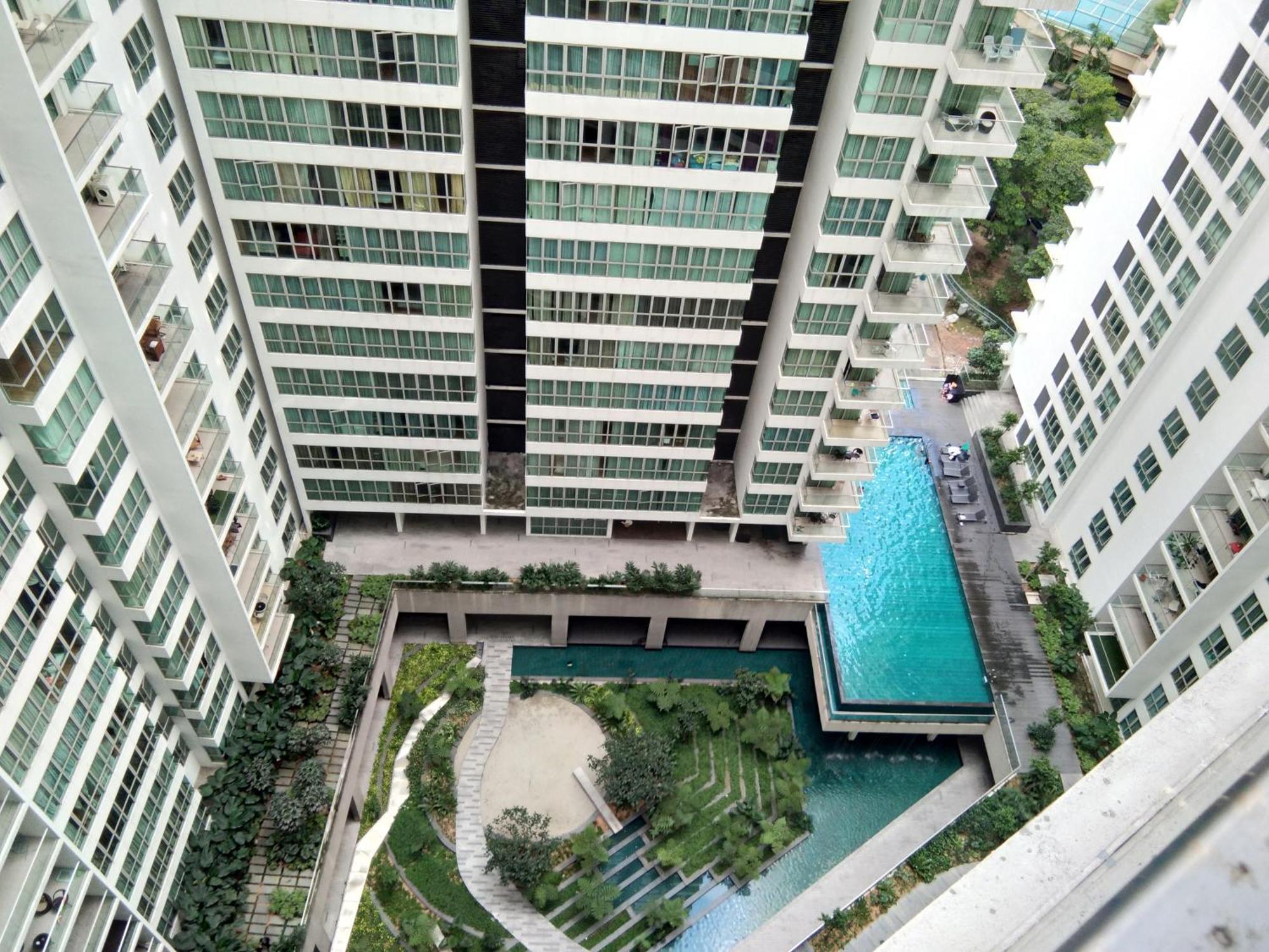 Regalia Spritz Empire Hostel Kuala Lumpur Luaran gambar