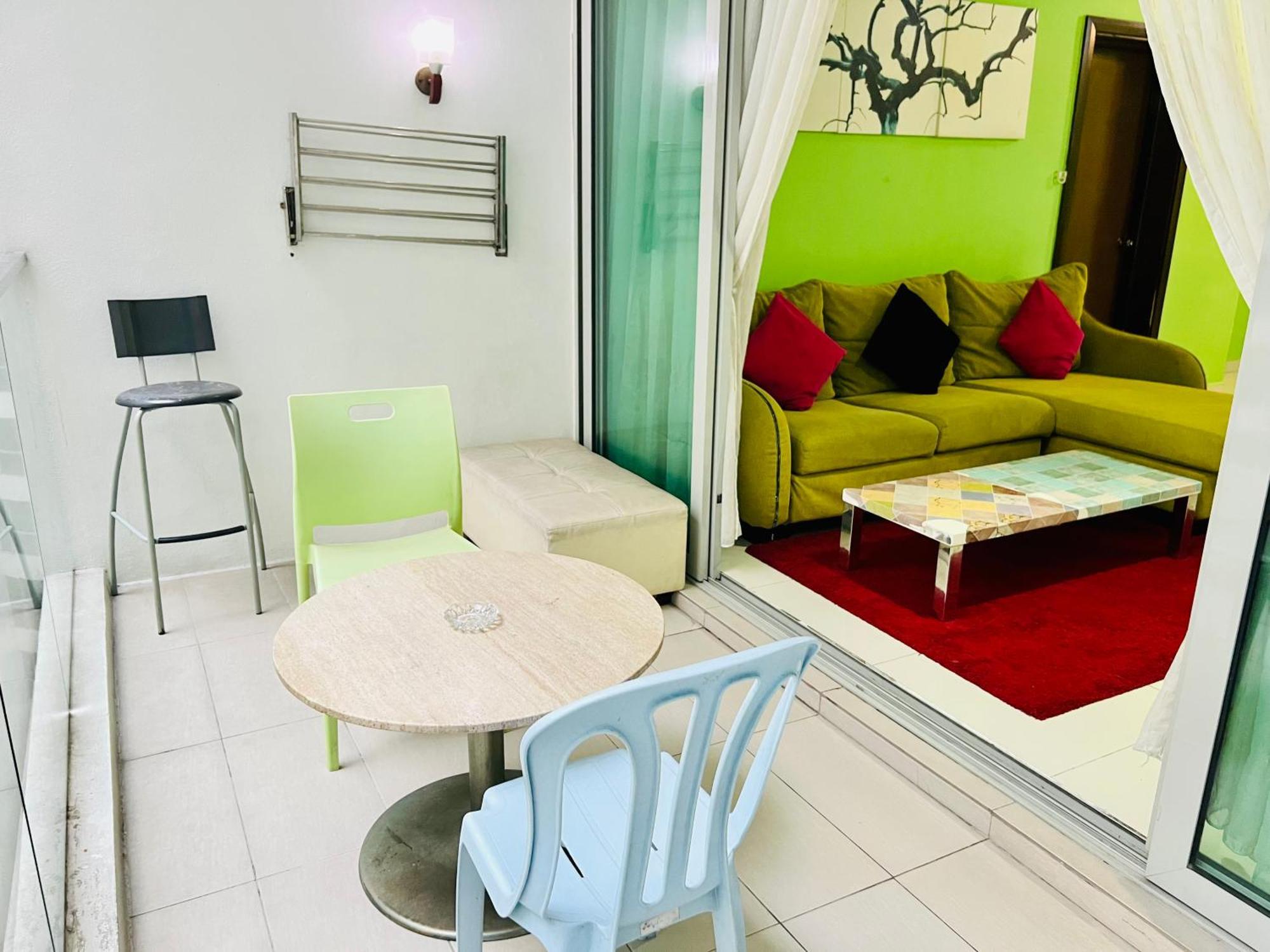 Regalia Spritz Empire Hostel Kuala Lumpur Luaran gambar