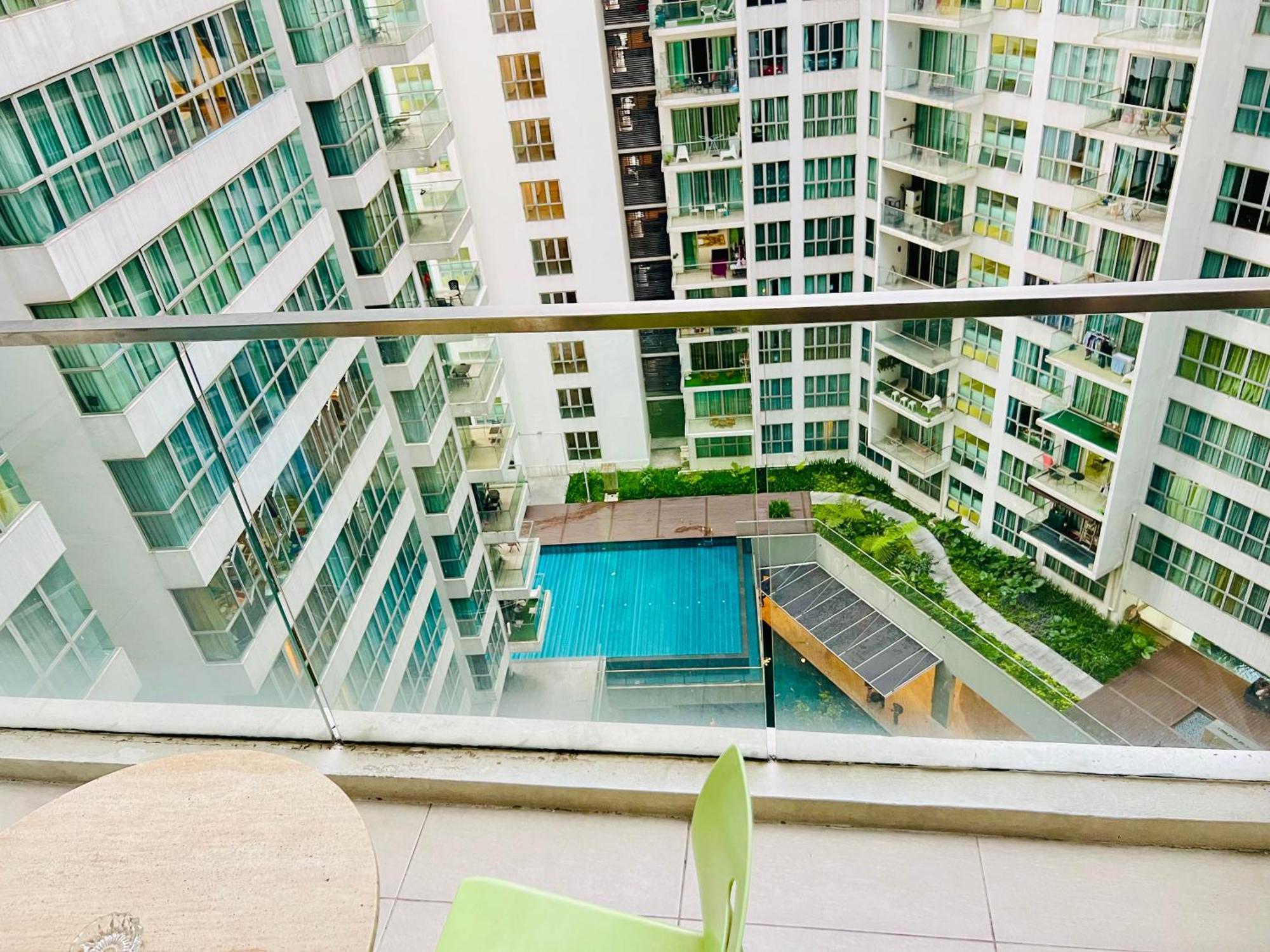 Regalia Spritz Empire Hostel Kuala Lumpur Luaran gambar