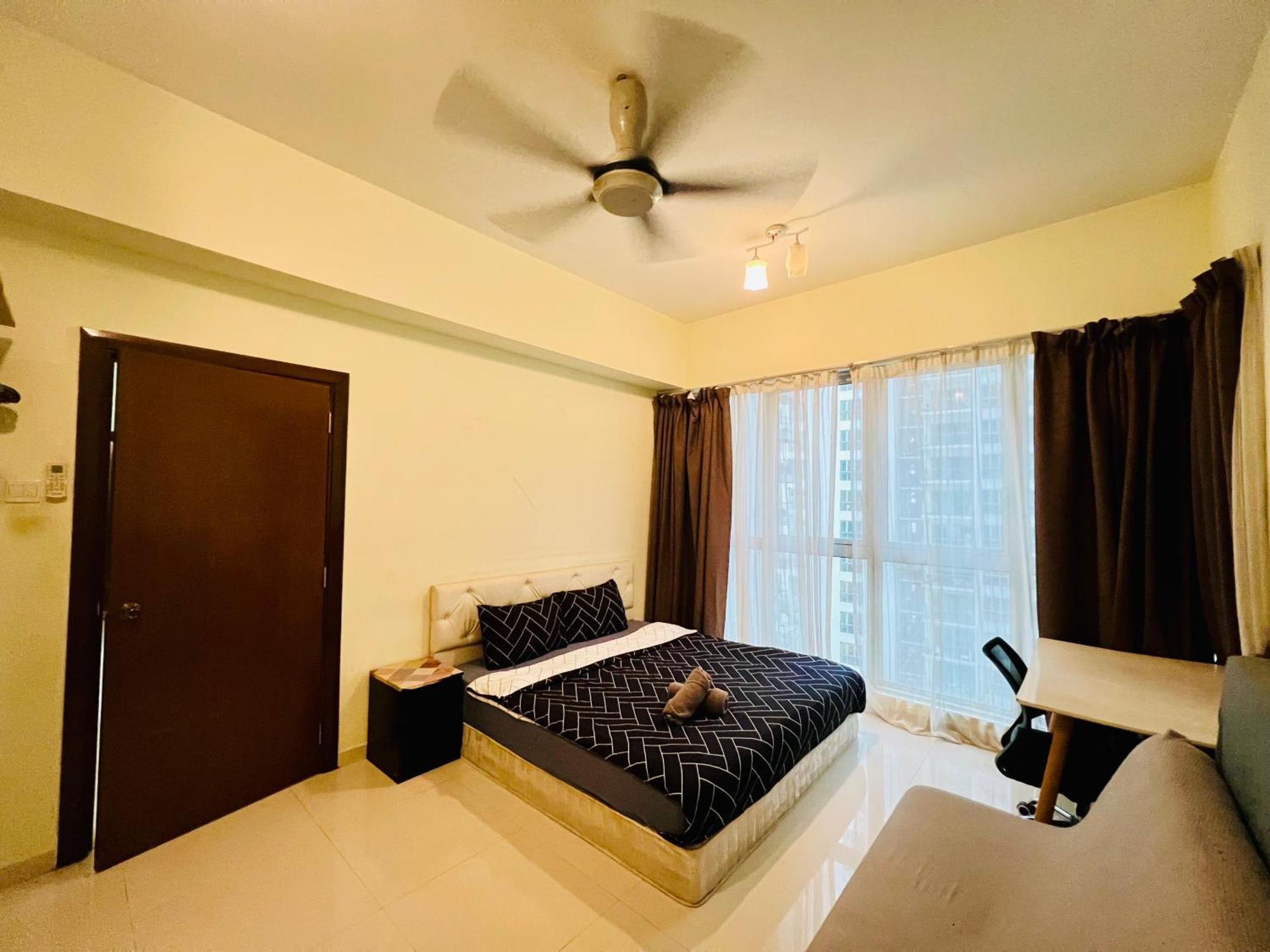 Regalia Spritz Empire Hostel Kuala Lumpur Luaran gambar