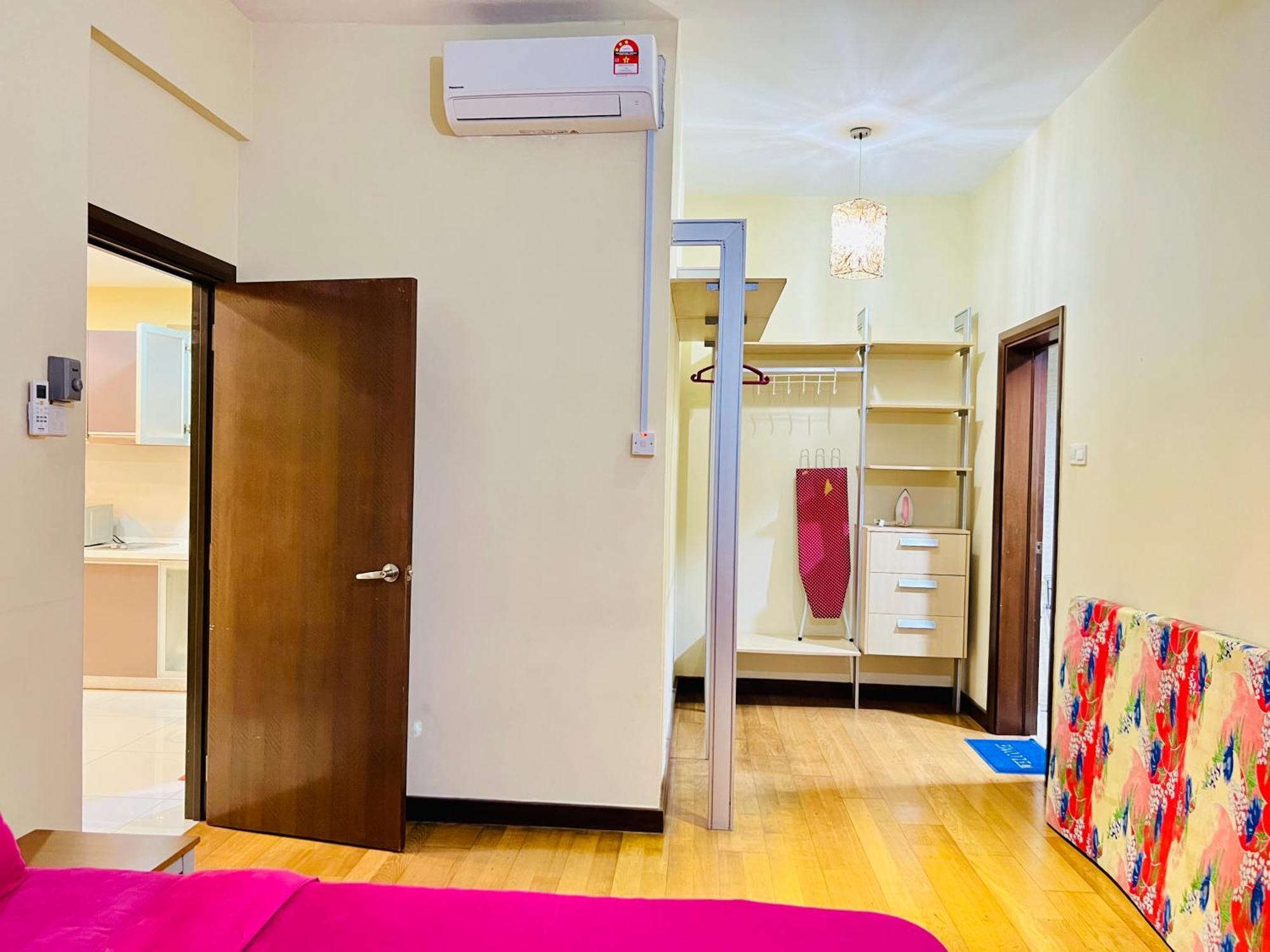 Regalia Spritz Empire Hostel Kuala Lumpur Luaran gambar